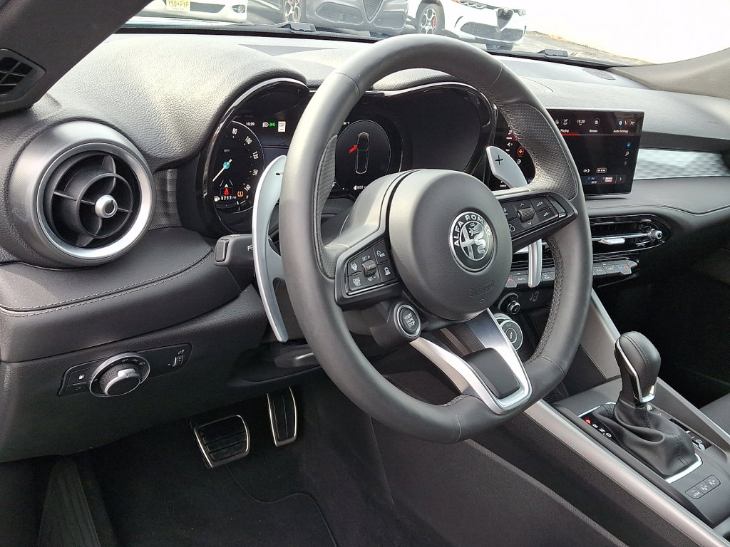 Used 2024 Alfa Romeo Tonale Veloce image 25