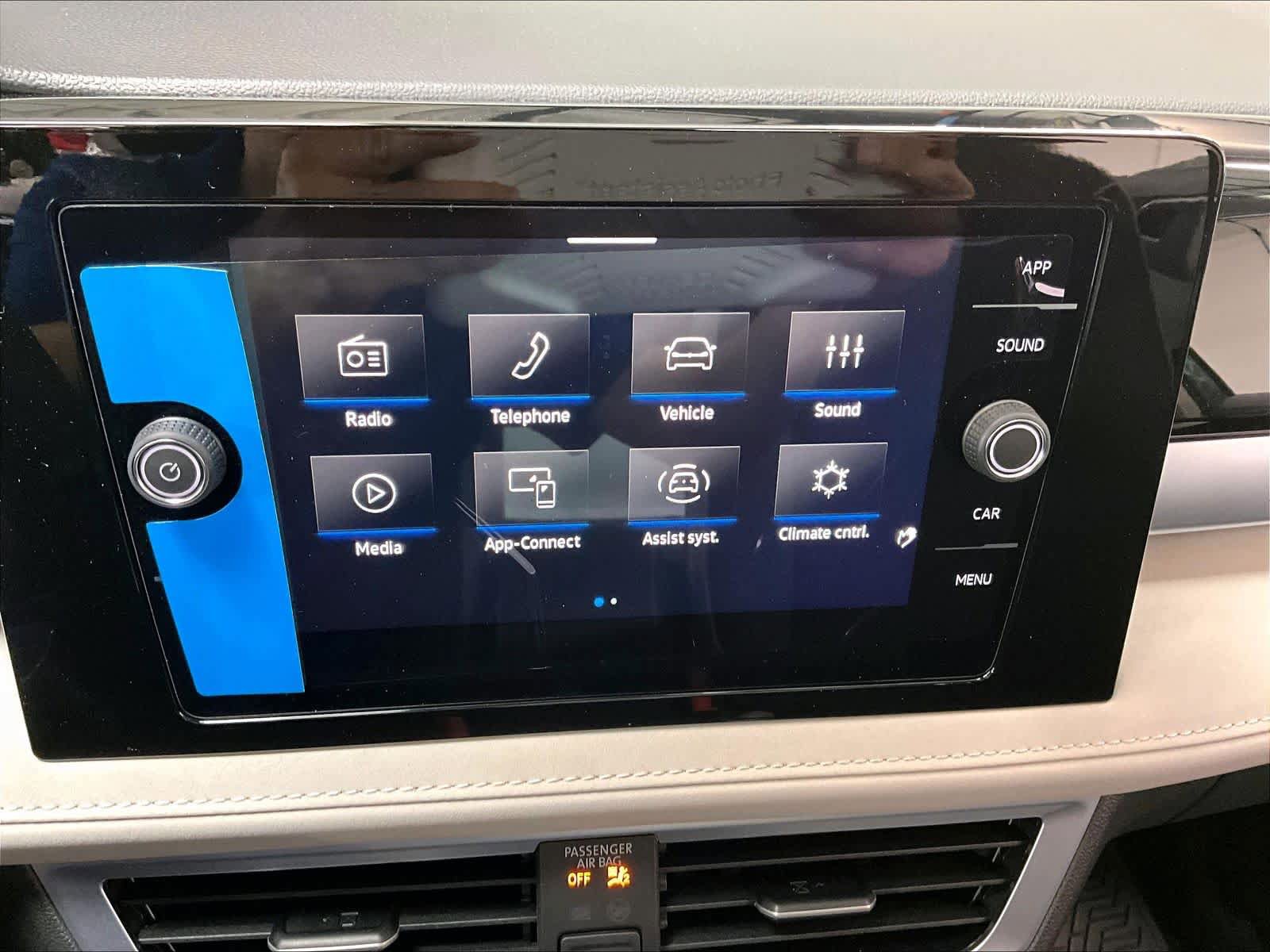 New 2026 Volkswagen Taos SE FWD image 21