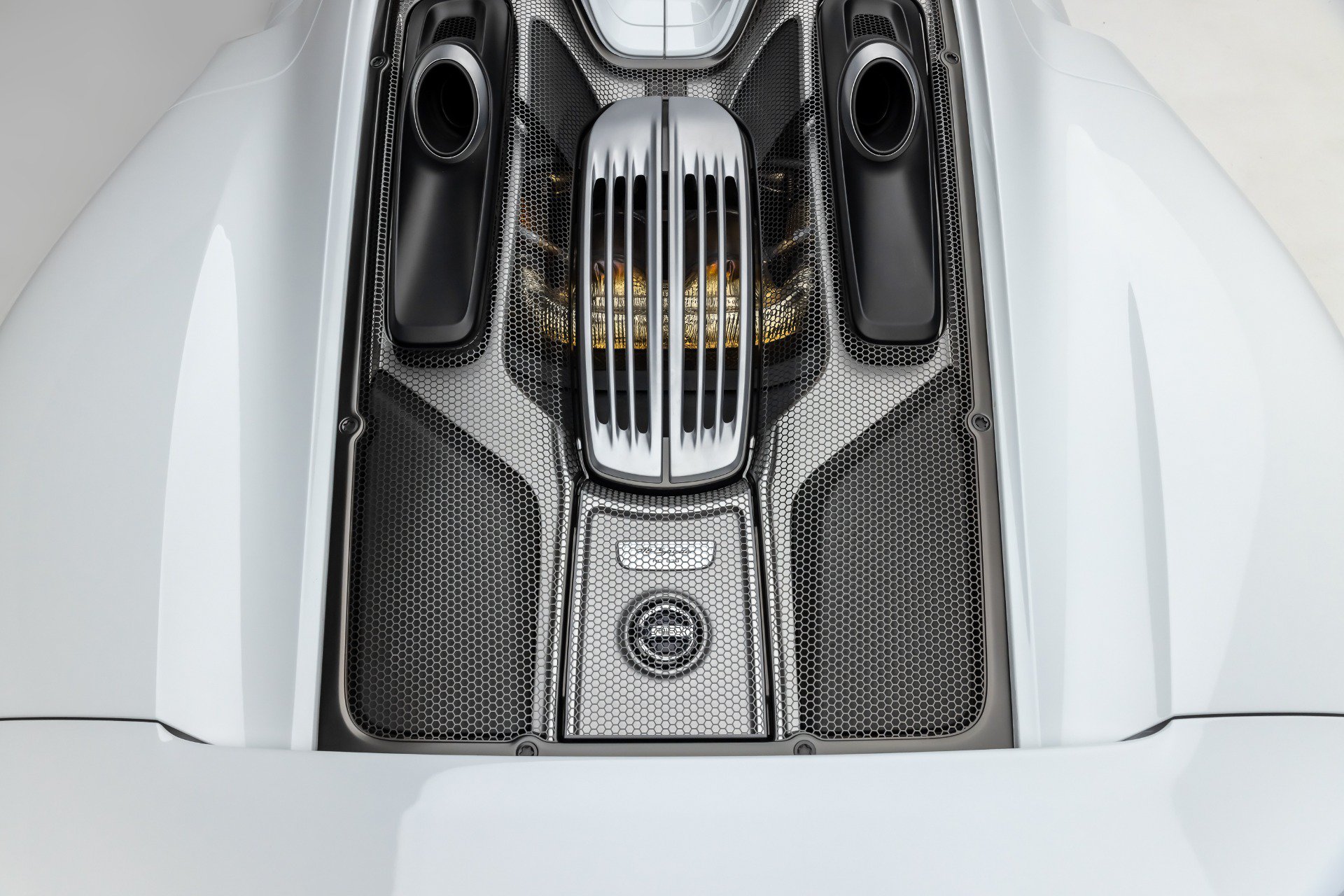 Used 2015 Porsche 918 Spyder AWD/4WD image 64