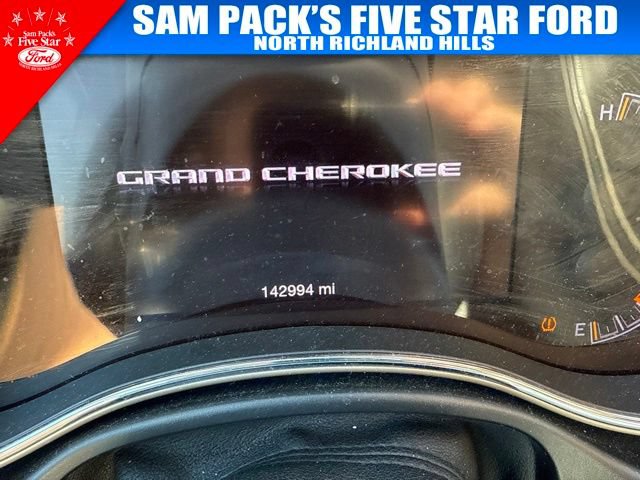 Used 2017 Jeep Grand Cherokee Limited w/ Luxury Group II RWD image 8