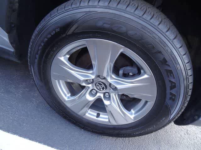 Certified 2024 Toyota RAV4 XLE FWD image 16
