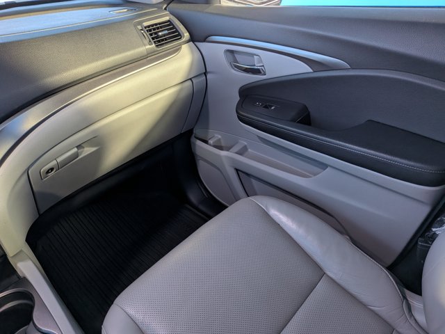 Certified 2017 Honda Ridgeline RTL-T image 16