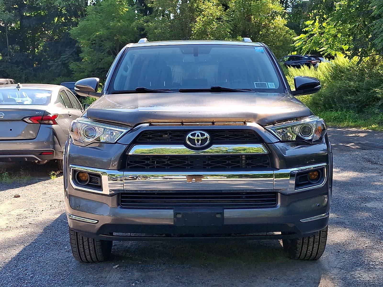 Used 2019 Toyota 4Runner Limited AWD/4WD image 3