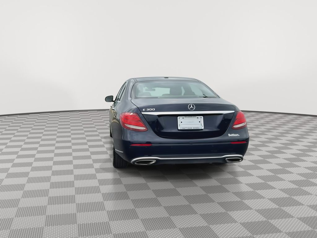 Used 2017 Mercedes-Benz E 300 image 7
