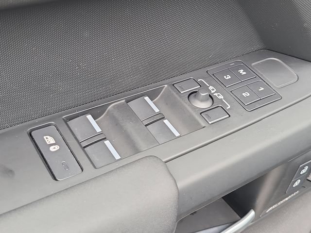 Used 2025 Land Rover Defender 110 S AWD/4WD image 14