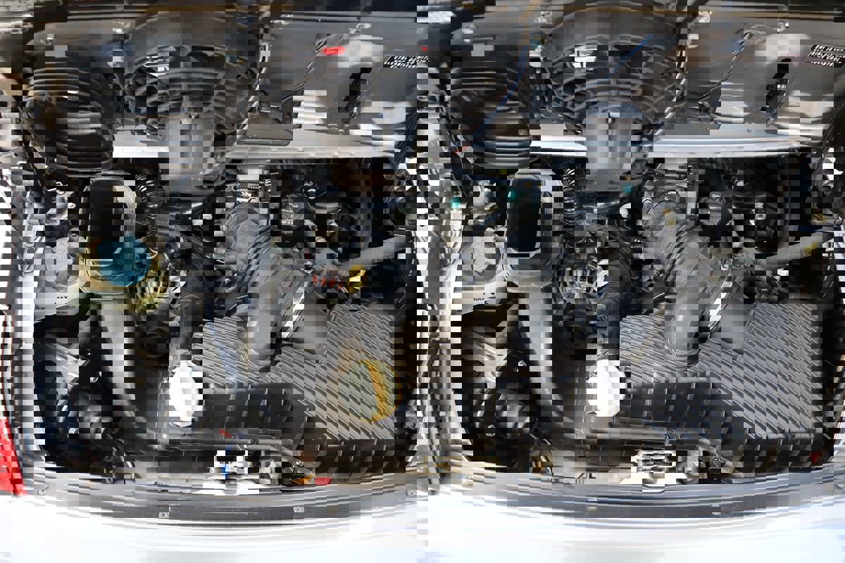 Used 2002 Porsche 911 Carrera image 39