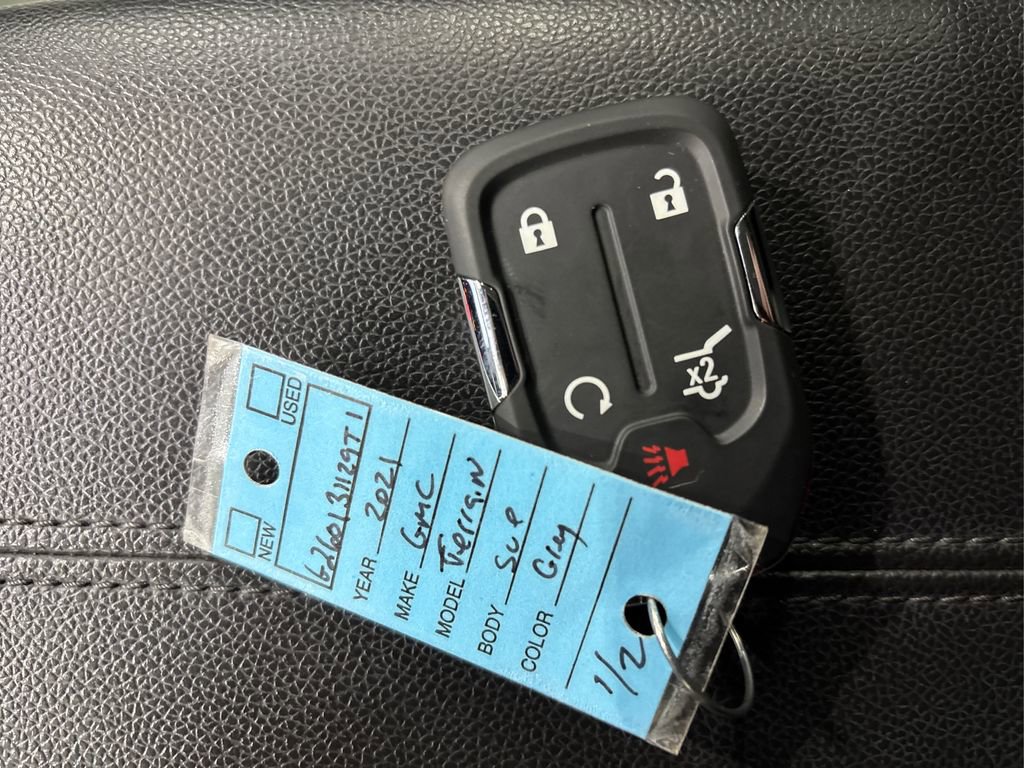 Used 2021 GMC Terrain SLT w/ Elevation Edition image 36