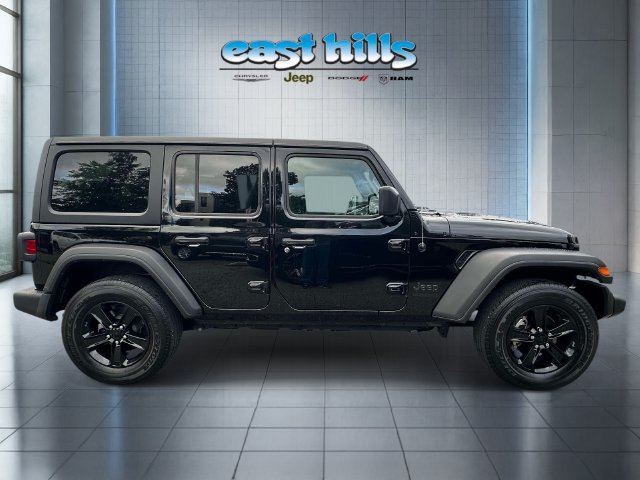 Certified 2022 Jeep Wrangler Unlimited Sport AWD/4WD image 2
