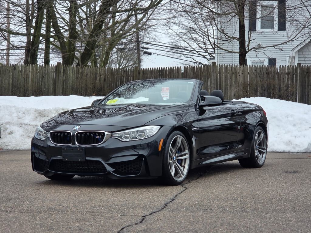 Used 2015 BMW M4 Convertible image 2