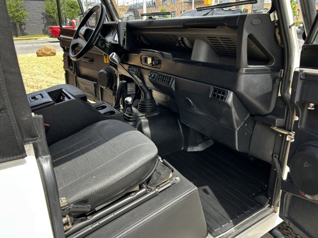 Used 1995 Land Rover Defender 90 AWD/4WD image 24