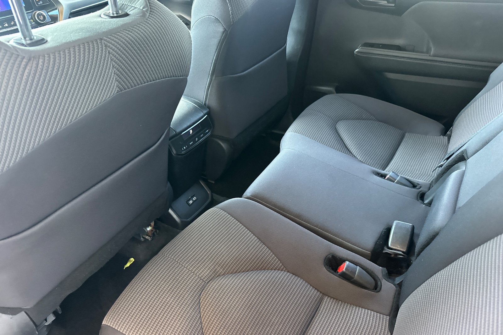 Certified 2025 Toyota Highlander LE AWD/4WD image 15