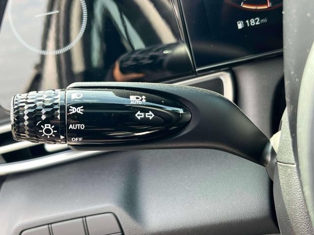 Certified 2023 Hyundai Elantra Limited FWD image 24