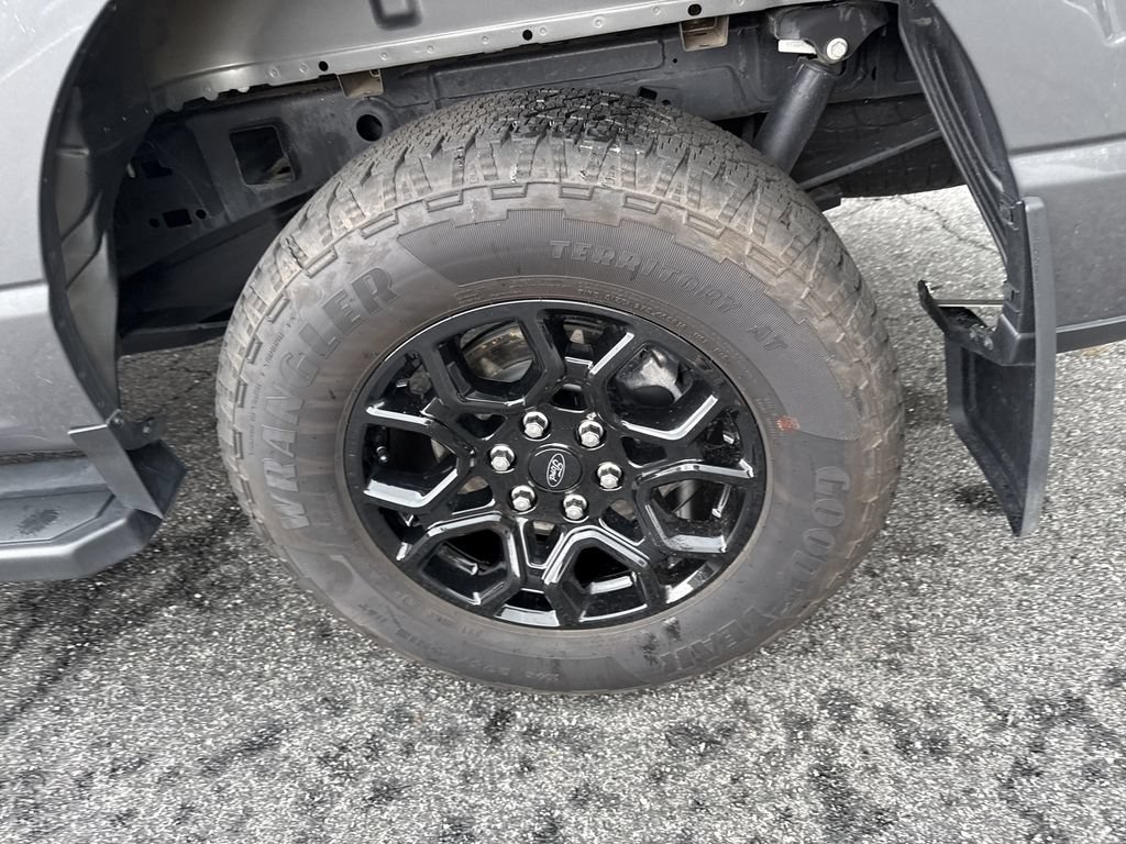 Used 2025 Ford F150 STX AWD/4WD image 18