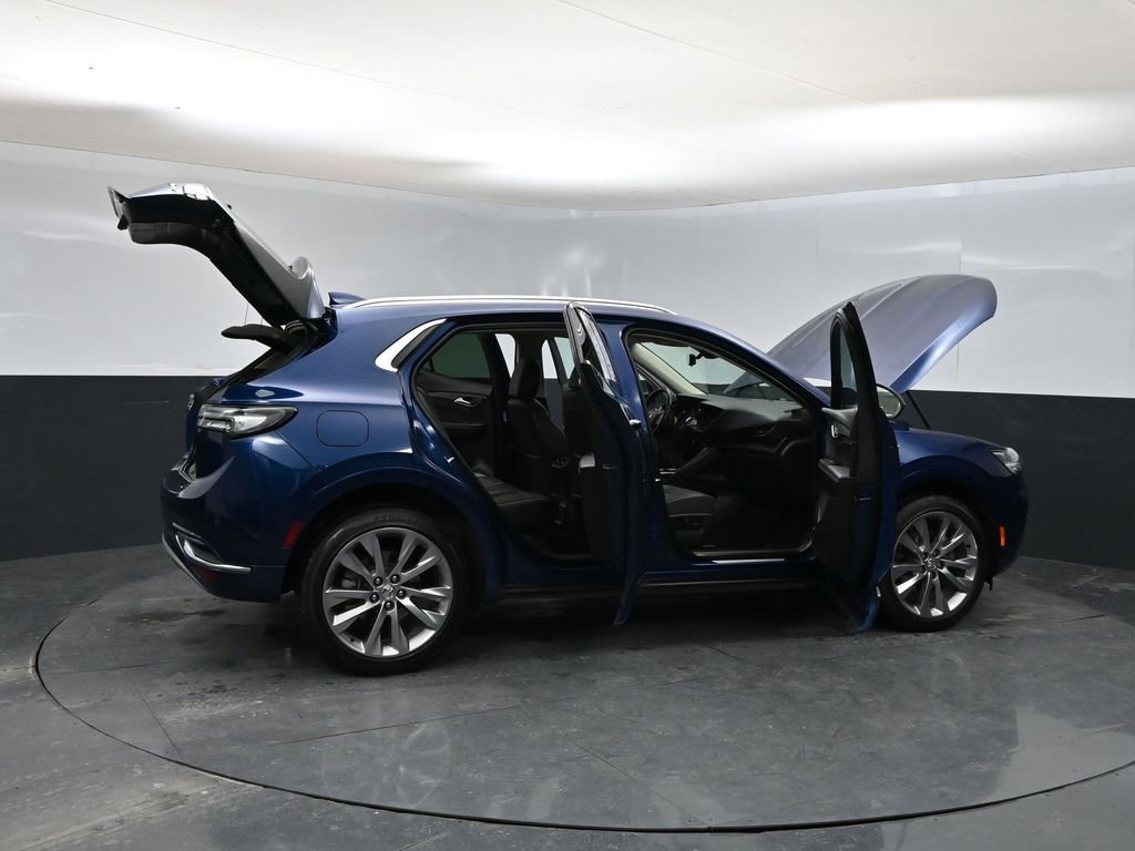 Used 2022 Buick Envision Avenir w/ Technology Package II FWD image 43