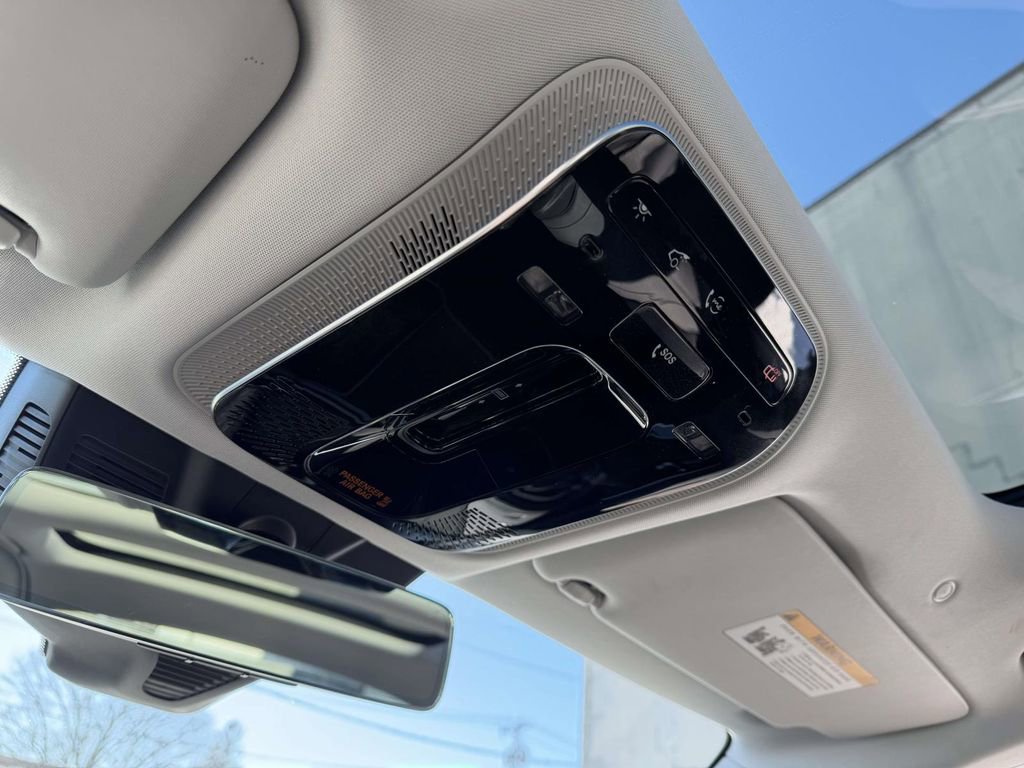 Used 2024 Mercedes-Benz E 350 4MATIC Sedan image 31