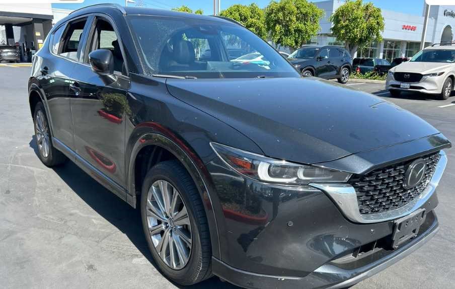 Used 2023 MAZDA CX-5 Signature AWD/4WD image 3