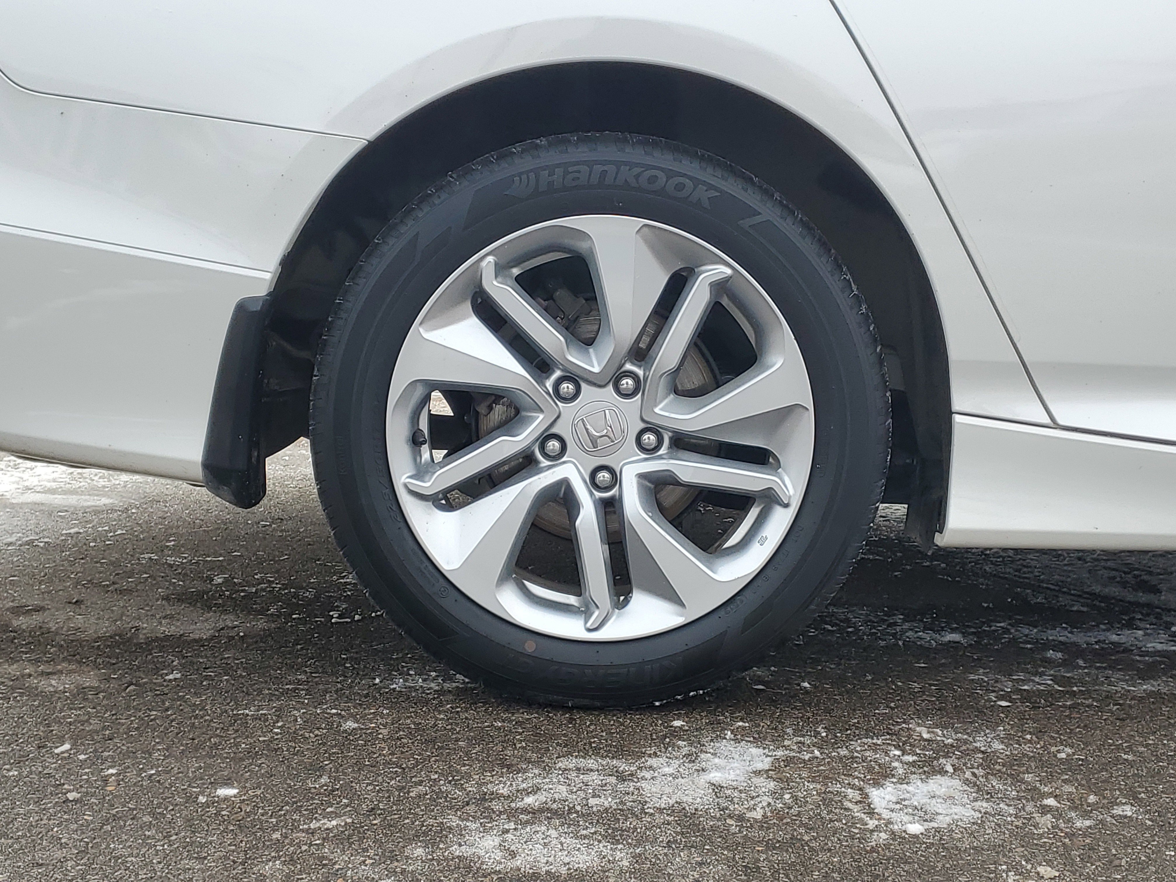 Certified 2020 Honda Accord LX image 5