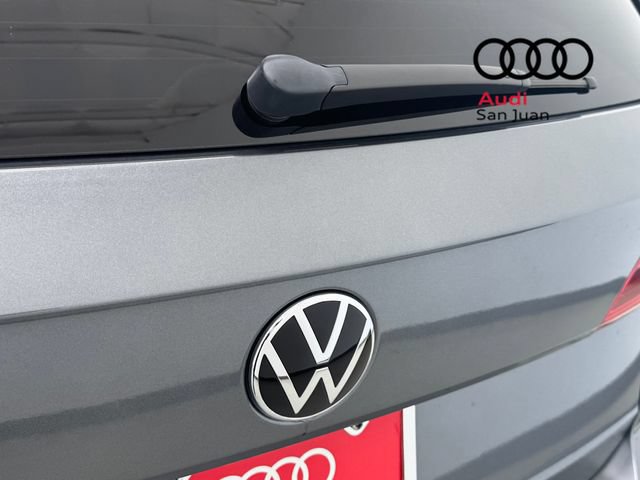 Used 2023 Volkswagen Taos SE FWD image 12