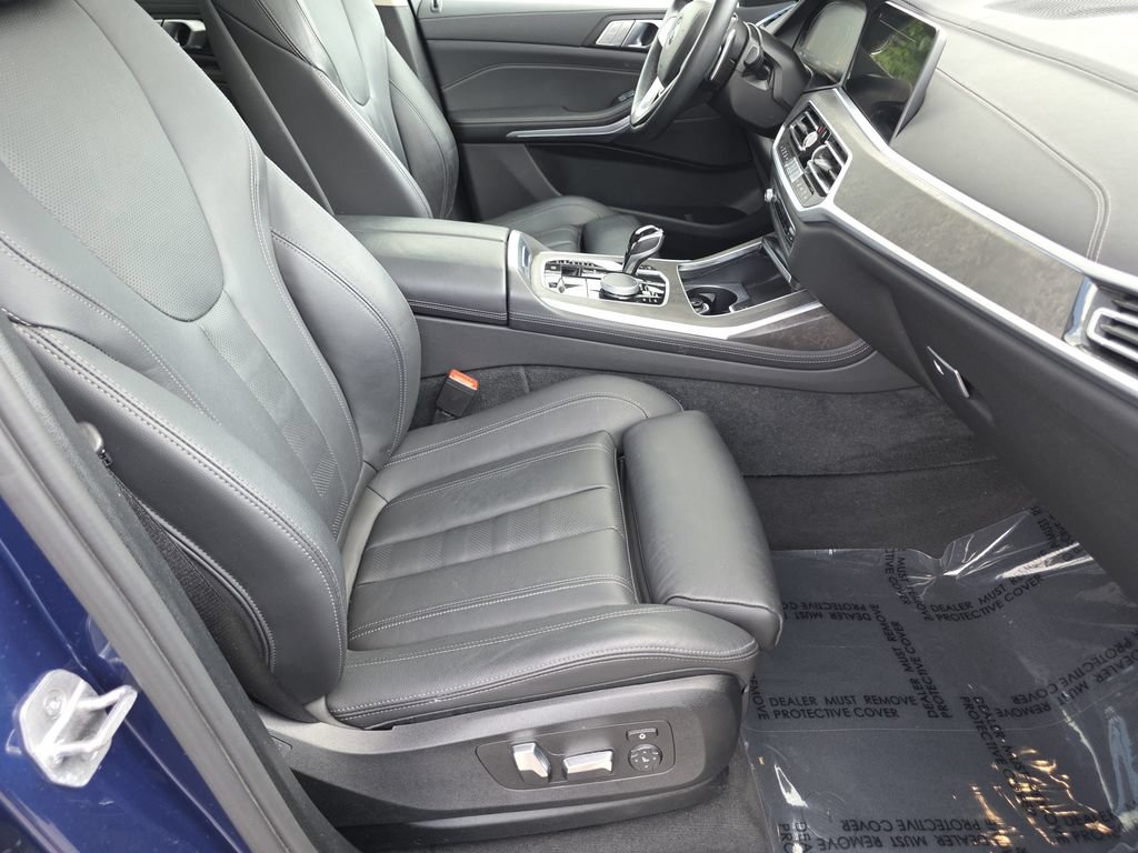Used 2022 BMW X7 xDrive40i w/ Premium Package AWD/4WD image 17