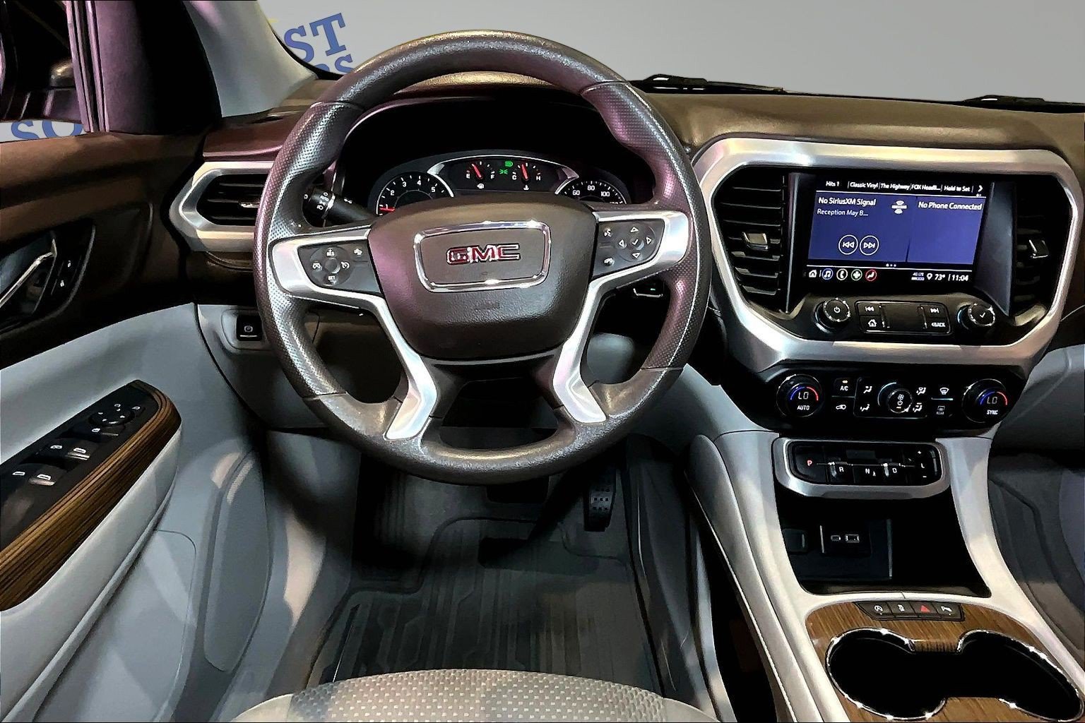 Used 2022 GMC Acadia SLE AWD/4WD image 9