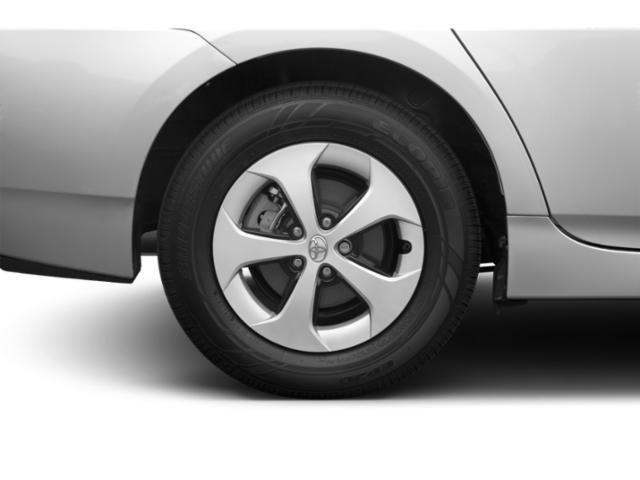Used 2015 Toyota Prius Four FWD image 14