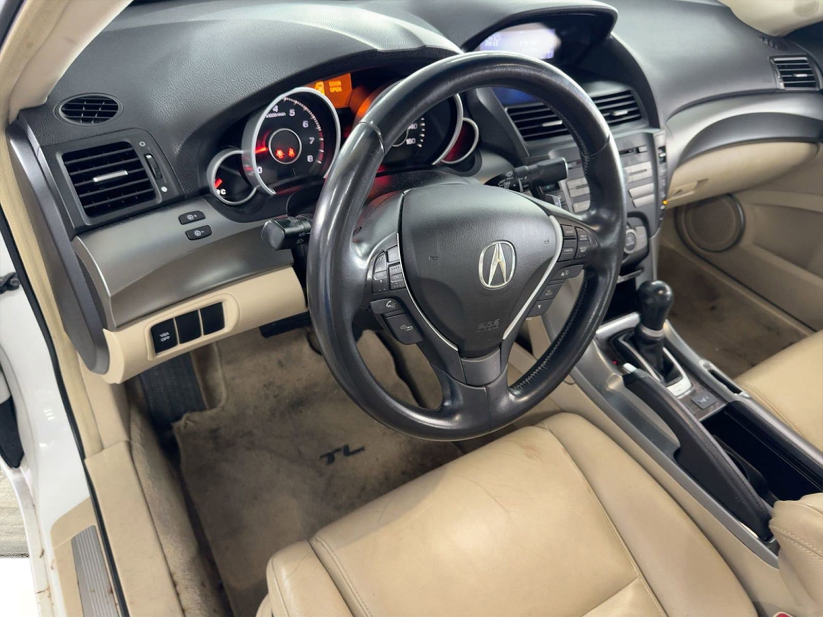 Used 2009 Acura TL image 4