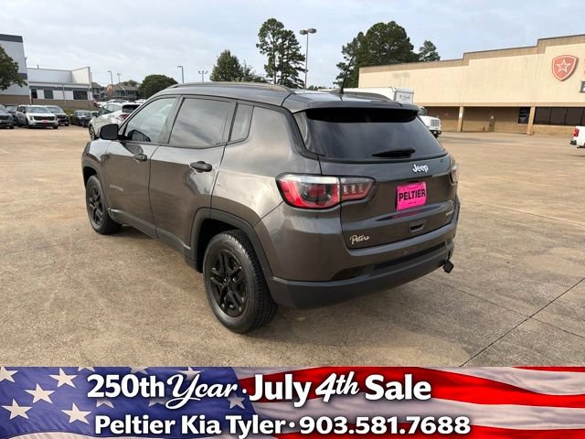 Used 2018 Jeep Compass Sport w/ Tech Group FWD image 7