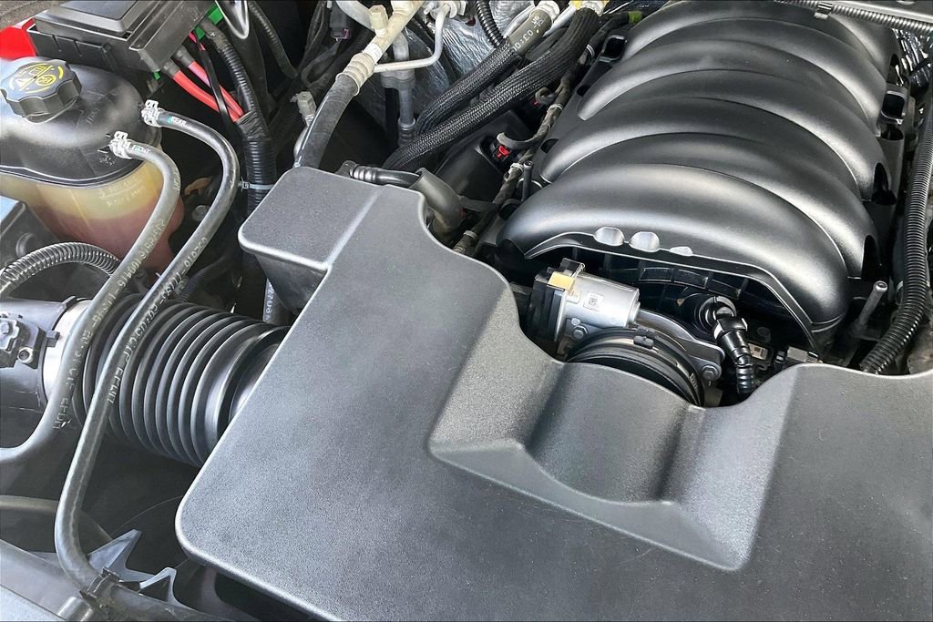 Used 2017 GMC Yukon Denali AWD/4WD image 32