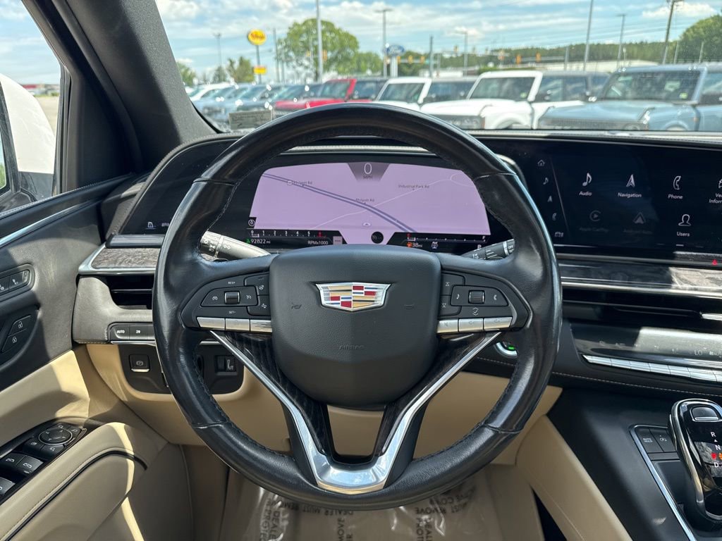 Used 2021 Cadillac Escalade Premium Luxury w/ Performance Package image 27