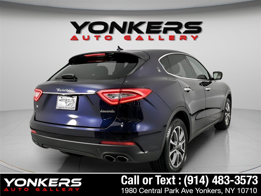 Used 2017 Maserati Levante AWD/4WD image 7
