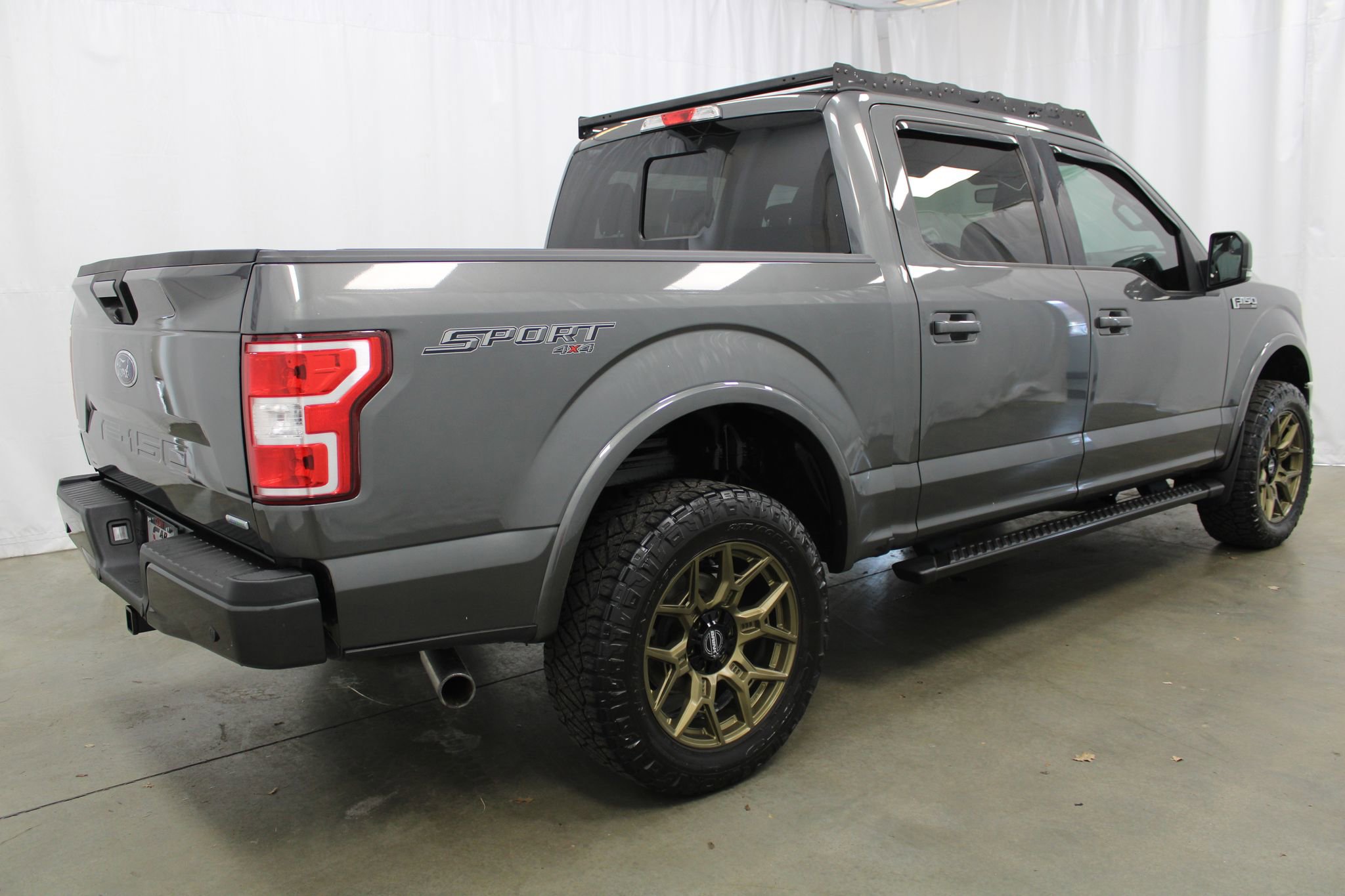 Used 2018 Ford F150 XLT w/ Equipment Group 302A Luxury image 5