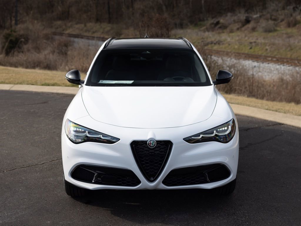 New 2026 Alfa Romeo Stelvio Sprint w/ Convenience Package AWD/4WD image 13