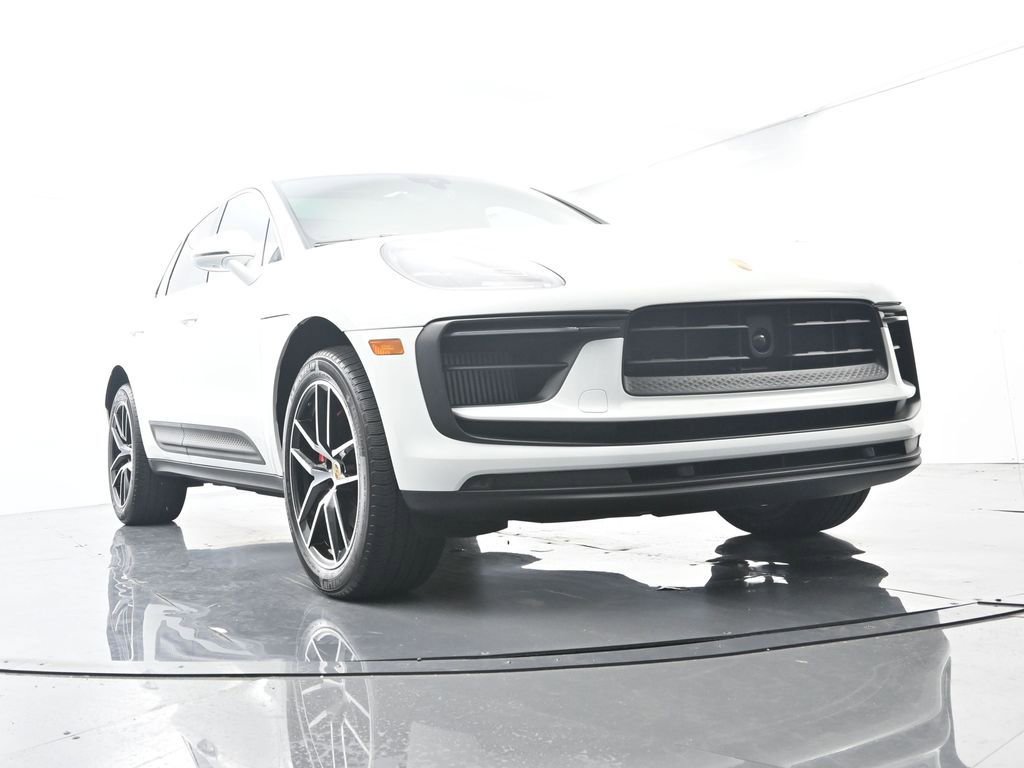 Certified 2023 Porsche Macan S AWD/4WD image 55