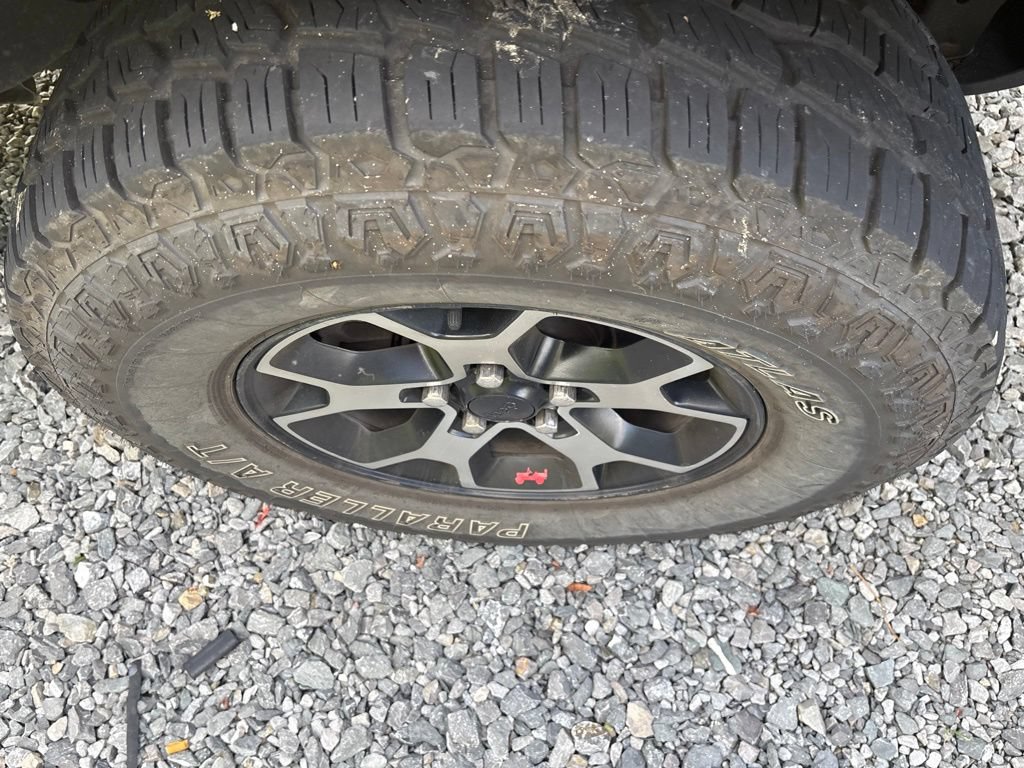 Used 2019 Jeep Wrangler Unlimited Rubicon AWD/4WD image 5