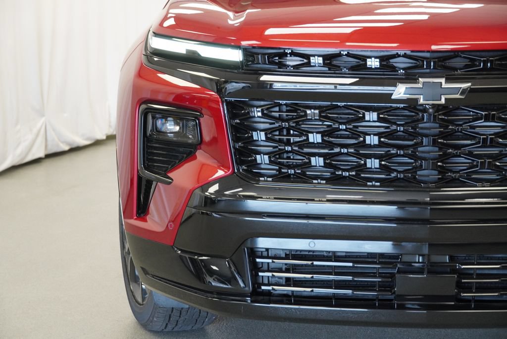 New 2027 Chevrolet Traverse RS w/ LPO, Floor Liner Package AWD/4WD image 34
