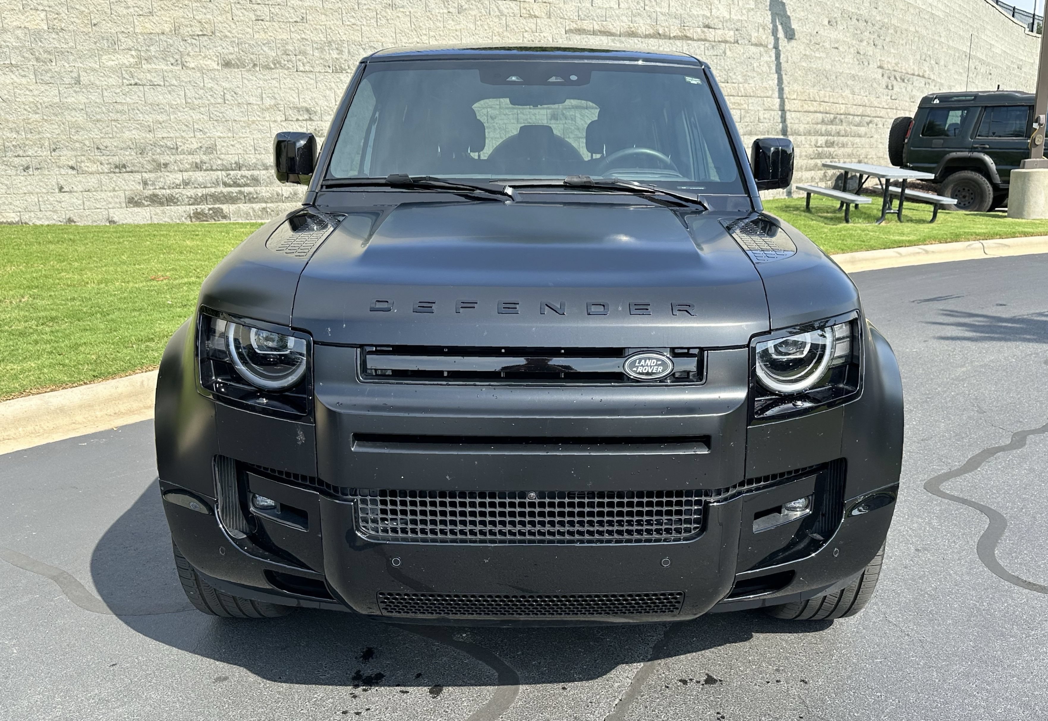 Used 2026 Land Rover Defender 110 V8 AWD/4WD image 10