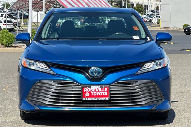 Certified 2019 Toyota Camry XLE w/ Sunroof Package FWD image 10