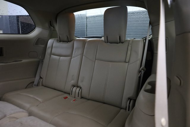Used 2015 Nissan Pathfinder Platinum w/ Cargo Package image 27