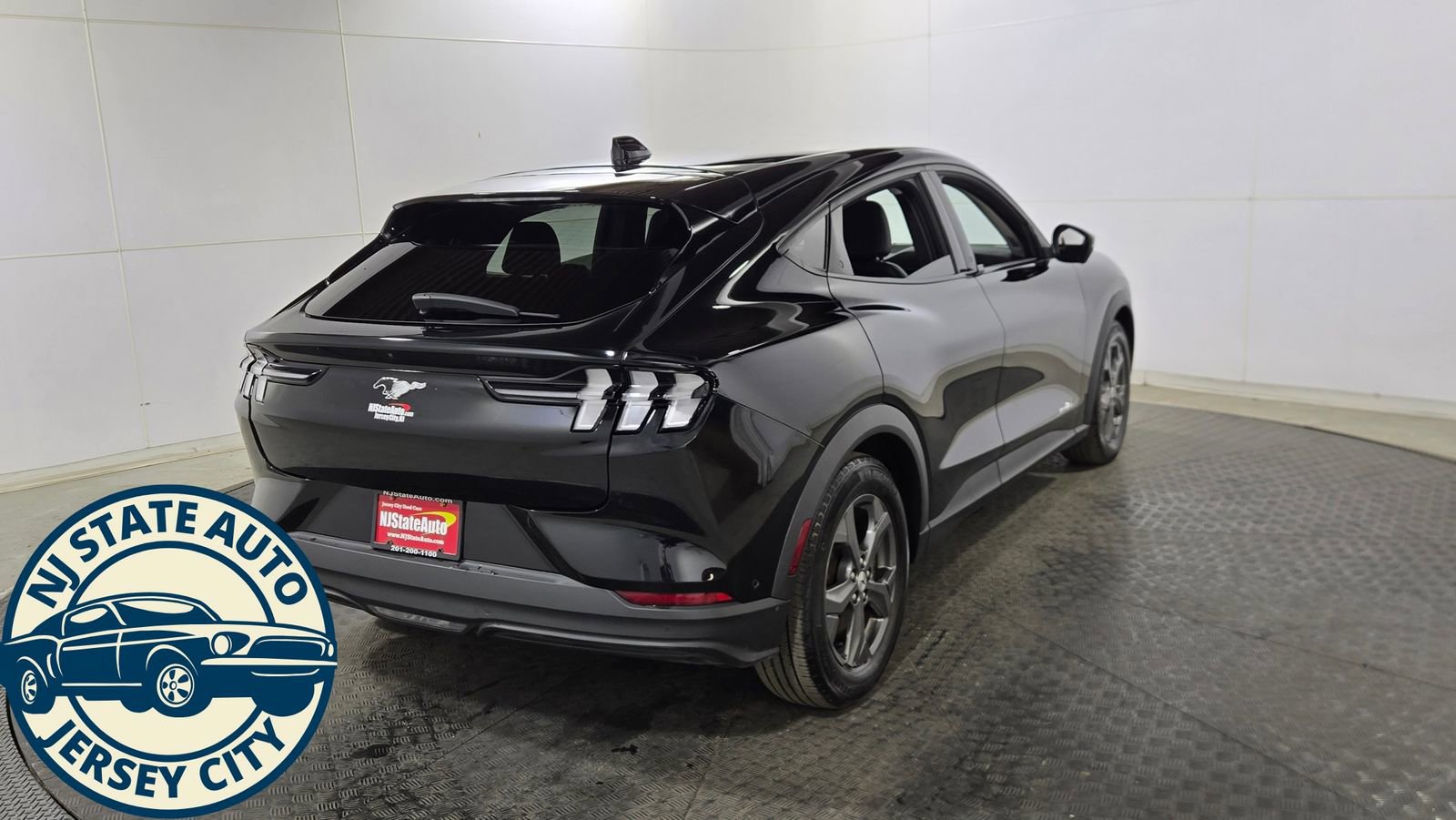 Used 2021 Ford Mustang Mach-E Select w/ Comfort/Technology Package image 6