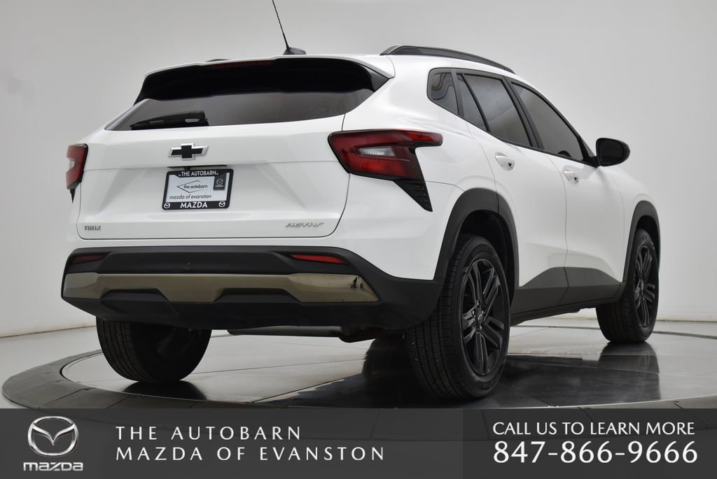 Used 2025 Chevrolet Trax ACTIV w/ Sunroof Package image 21