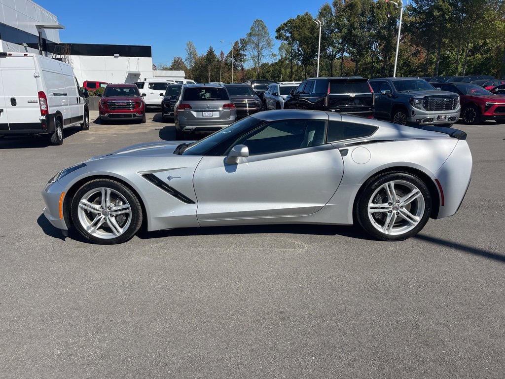 Used 2017 Chevrolet Corvette Stingray Coupe w/ 1LT image 2