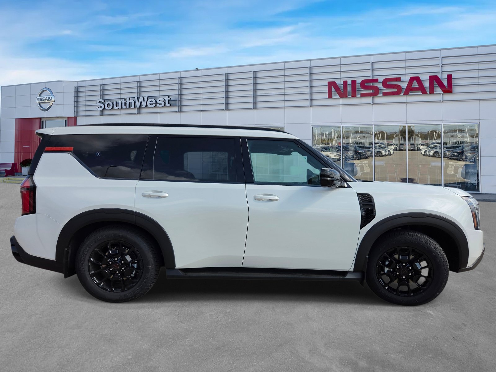 New 2027 Nissan Armada PRO-4X AWD/4WD image 4