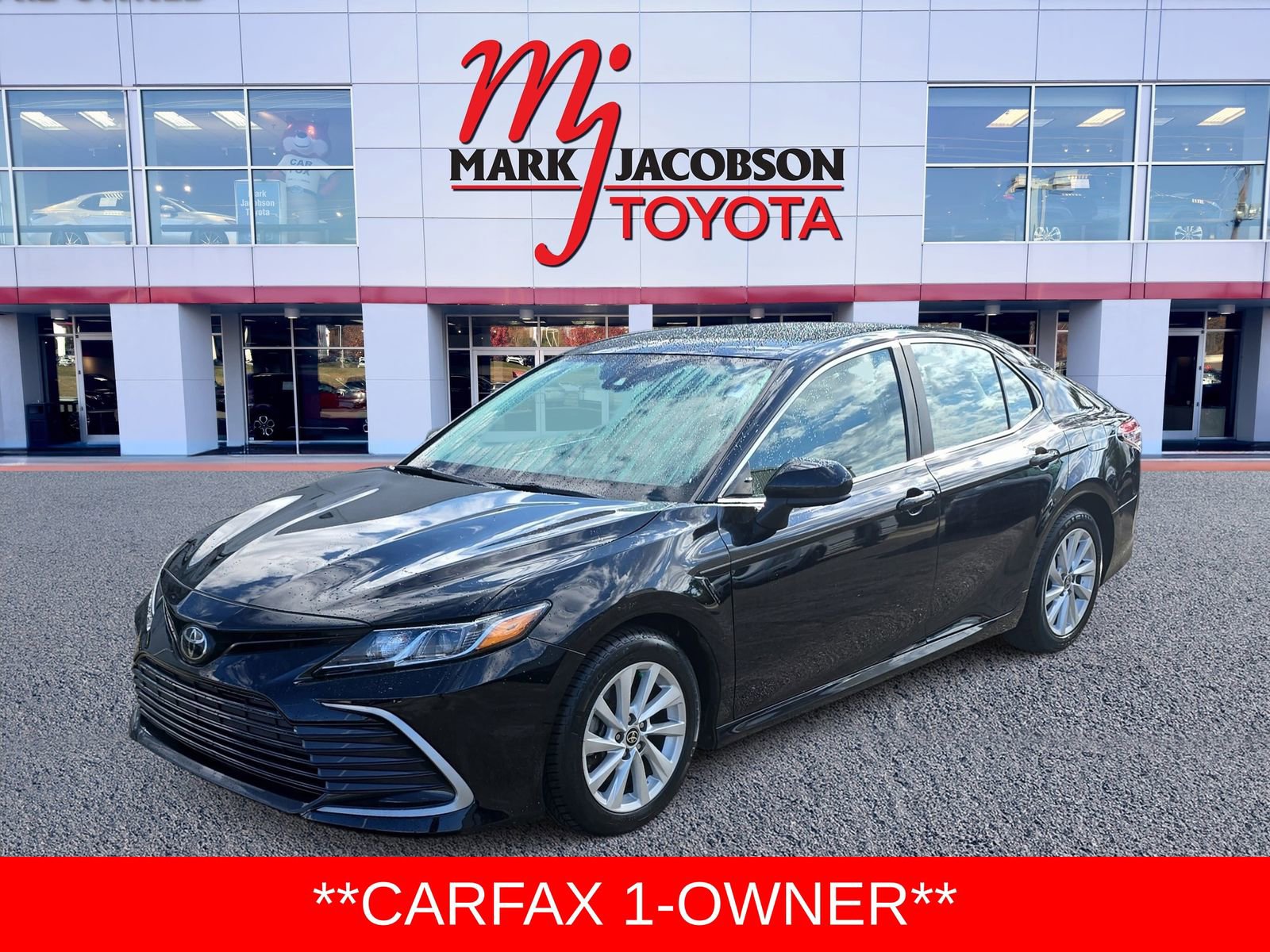 Used 2021 Toyota Camry LE