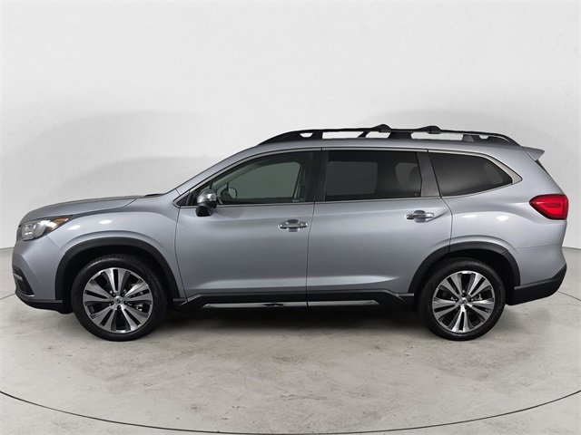 Used 2022 Subaru Ascent Touring image 2