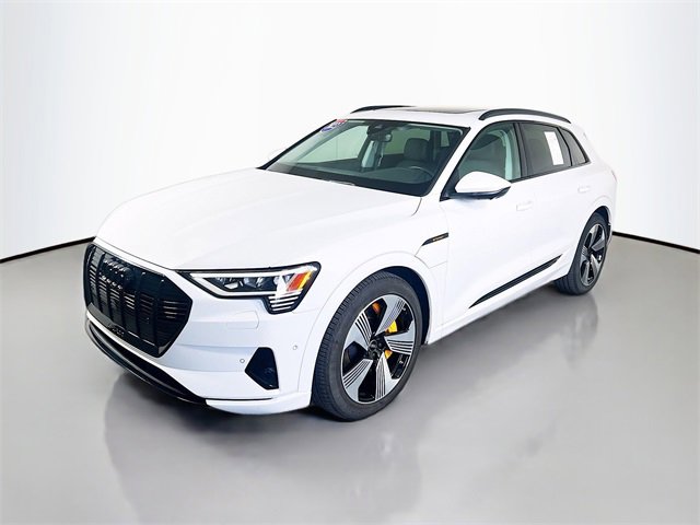 Used 2023 Audi e-tron Premium Plus w/ Premium Plus Package image 3