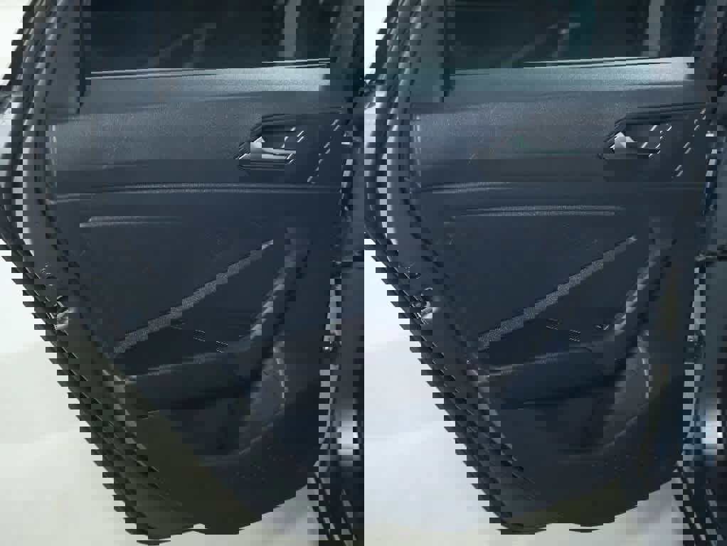 Used 2024 Volkswagen Jetta Sport image 13