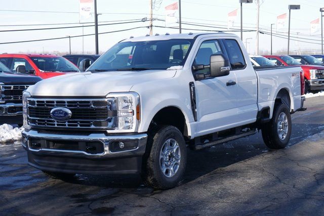 New 2026 Ford F250 XLT w/ FX4 Off-Road Package AWD/4WD image 6