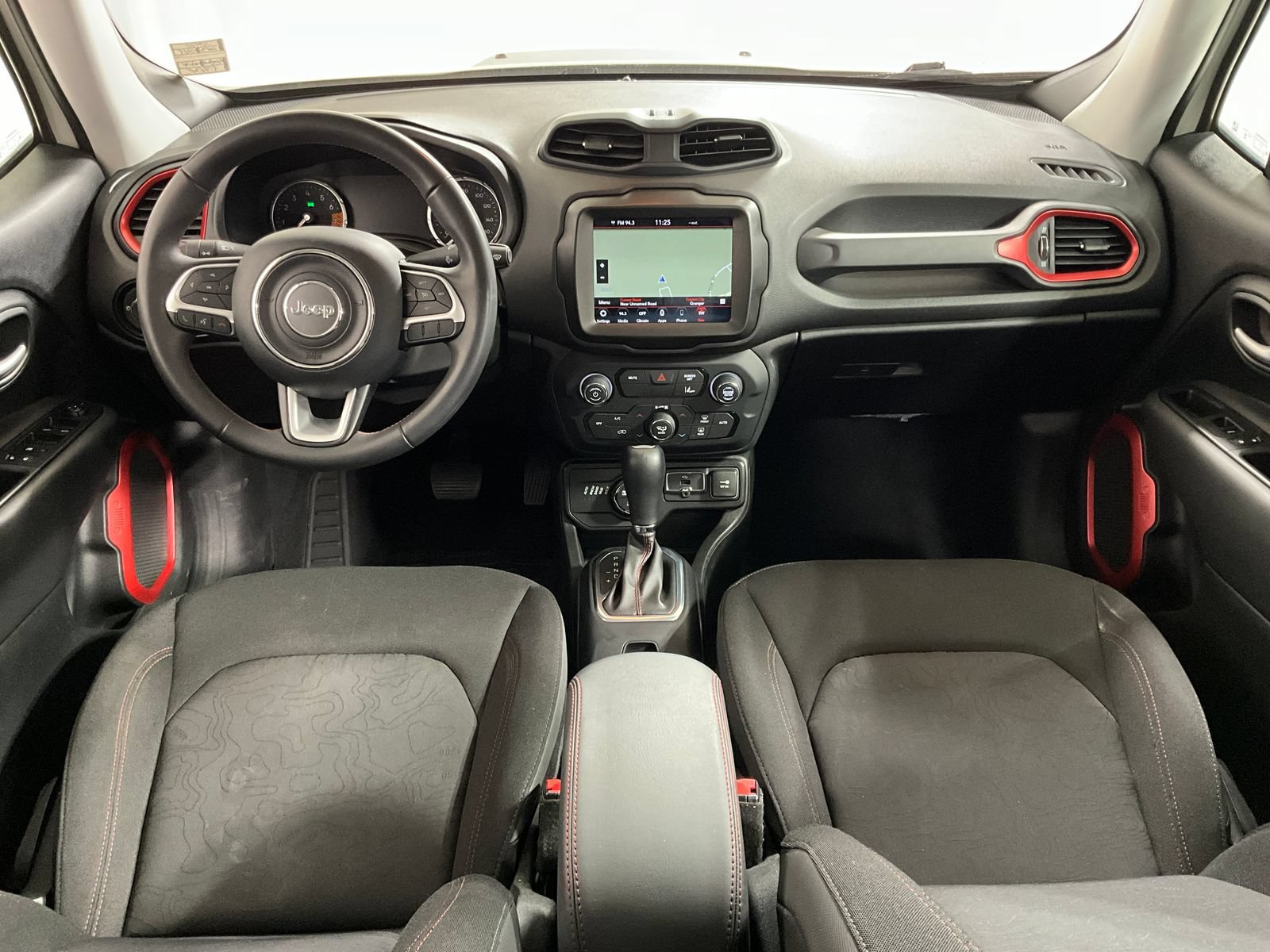 Used 2023 Jeep Renegade Trailhawk AWD/4WD image 16