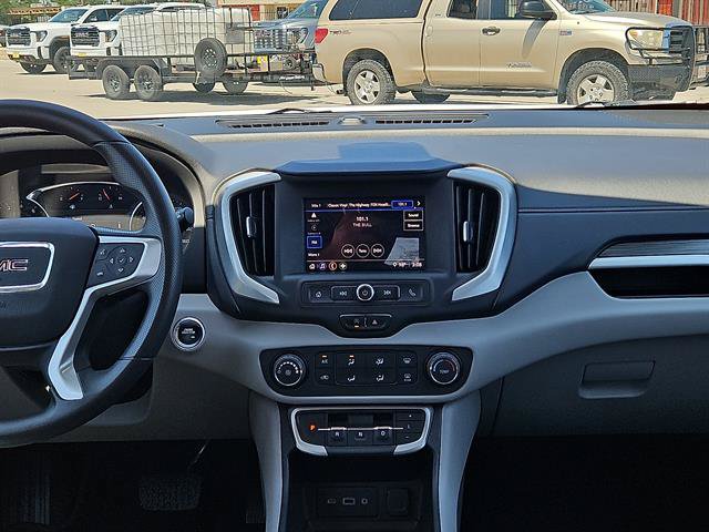 Used 2022 GMC Terrain SLE FWD image 10