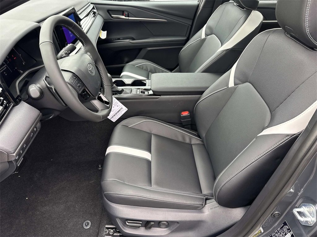 New 2026 Toyota Camry SE image 18